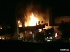 在安徽一家医院的凌晨火灾现场发现了五具尸体