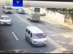 沐鸣代理招商四川的司机因不顾救护车的喇叭而阻碍救援而被罚款