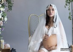沐鸣代理开户孖闺蜜团齐齐睇艳舞 王敏奕性感拍孕妇写真