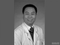 沐鸣直属代理李文亮同组眼科主任梅仲明因染新冠肺炎去世