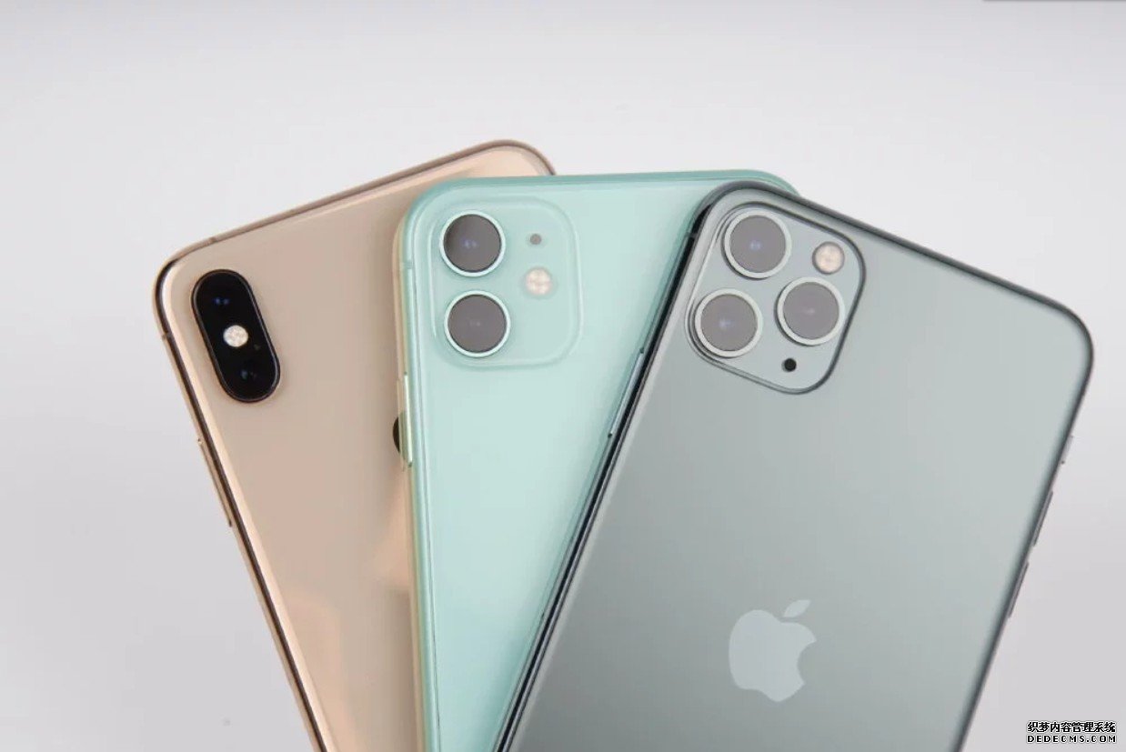 沐鸣平台挂机软件下载外媒称苹果正打造折叠屏iPhone新专利 比华为三星更实用