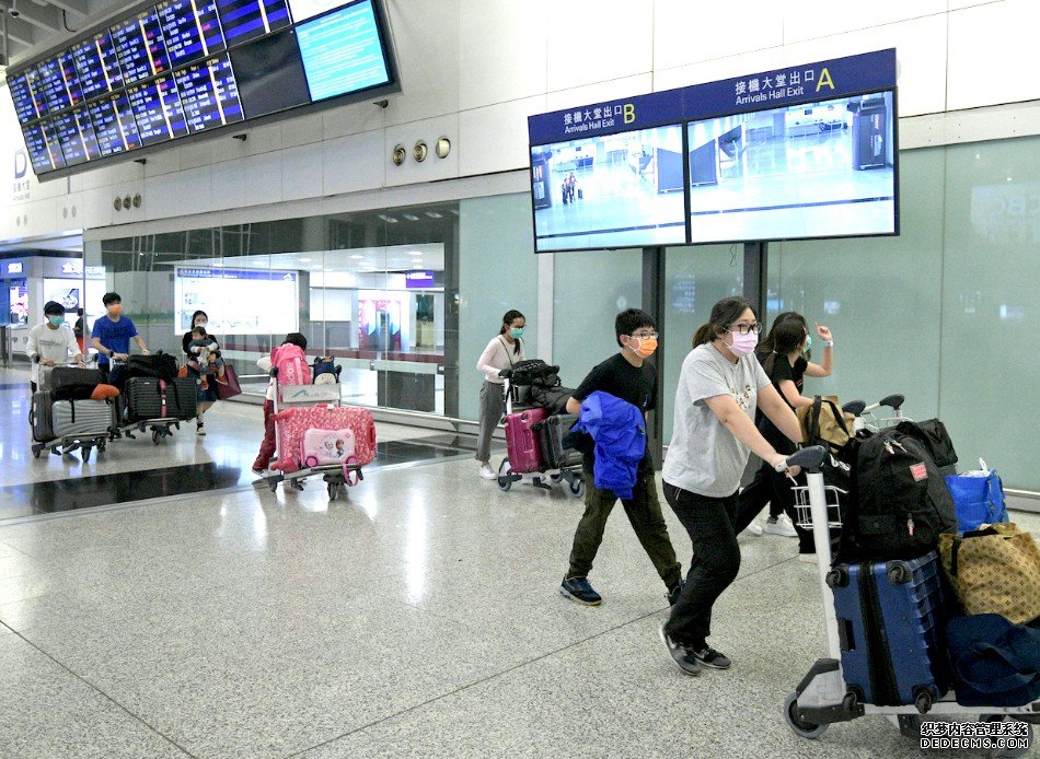 沐鸣注册本港累计确诊个案突破700宗 14人待送院