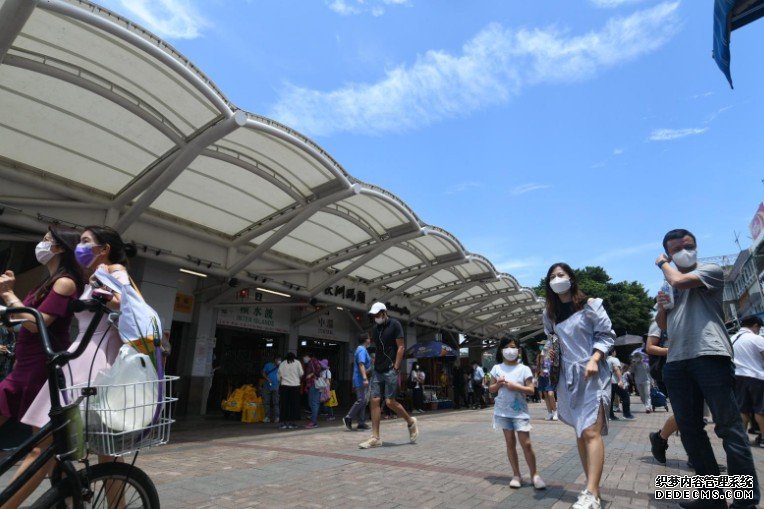 沐鸣高点号注册中午前5900人次乘渡轮入长洲 较去年同期大减一半