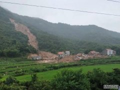 沐鸣娱乐客户端登录湖北黄梅山泥倾泻5人亡1人送院救治 逾500名考生因暴雨被困