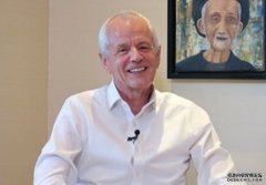 沐鸣直属招商英国驻渝总领事跳水救人获奖 5万奖金将全部捐出