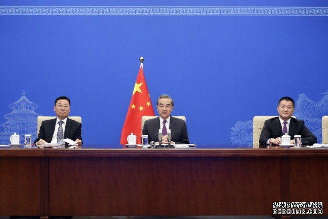 王毅：中国从不搞胁迫 沐鸣主管冀美国停止干涉中国内政