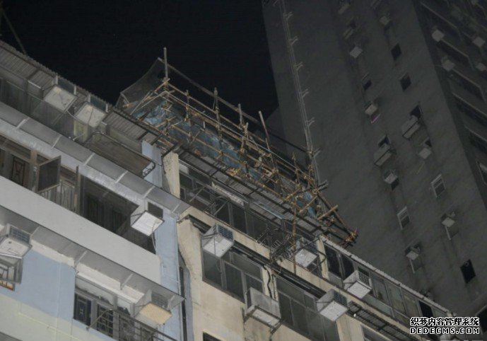 贼人潜唐楼图沐鸣代理爆格事败 天台屋随后离奇起火