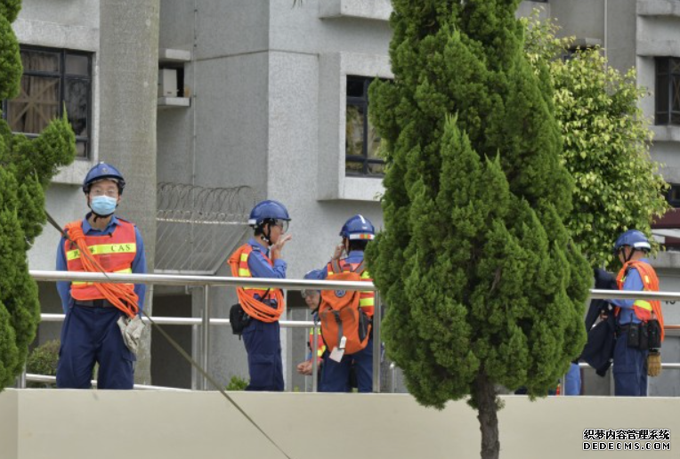 颱風蘇拉．持續更新︱天文台改發八號東南烈風或暴風信號 沐鸣平台至少維持至中午